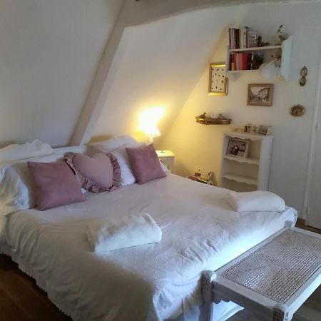 Lamaison Du Phare Honfleur Chambres D'Hotes Et Jacuzzi Prive Luaran gambar