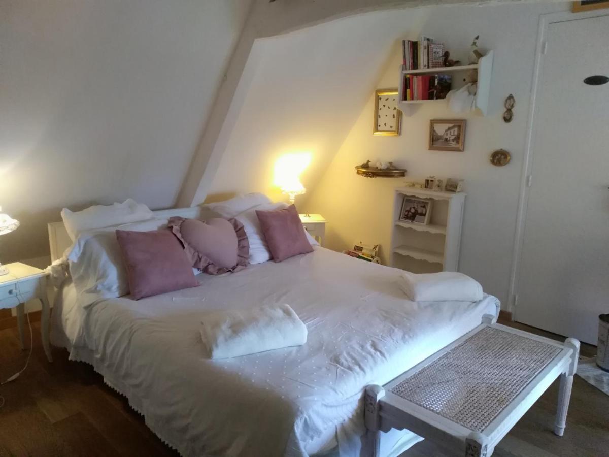Lamaison Du Phare Honfleur Chambres D'Hotes Et Jacuzzi Prive Luaran gambar
