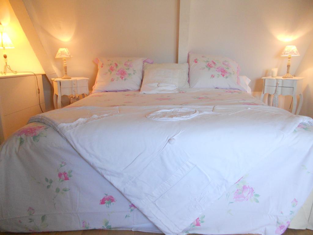 Lamaison Du Phare Honfleur Chambres D'Hotes Et Jacuzzi Prive Luaran gambar